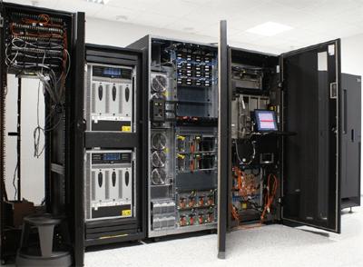 A large mainframe computer can handle even more than 1000 users at a given time.