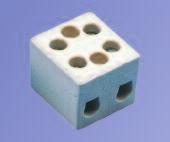 CB4 CB6 CB16 Compact, space saving Tubular screw clamp Free float or panel mount Temperature range: -40 C (-40 F) to 600 C (1112 F) Standard color: white Material ousing: Steatite Clamp: Brass