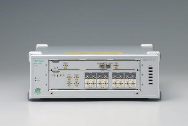 BERTWave Series Features Supports Optical-module and Optical-device Measurements at Bit Rates from 1 Mbit/s to 100 Gbit/s (25 Gbit/s 4ch) All-in-one The All-in-one design incorporates a BERT and