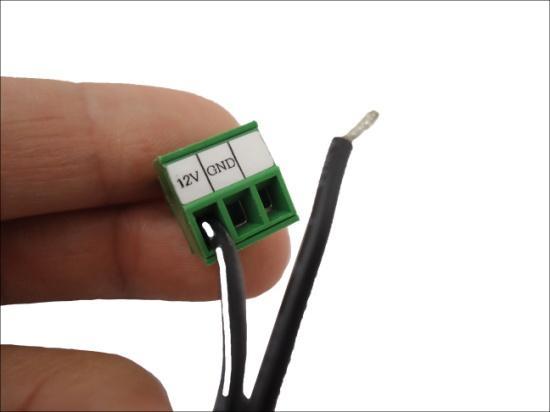 The power adaptor must be connected to the supplied terminal block before use. To do this, follow the procedures below: 1.