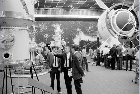 COPUOS & OOSA: Towards UNISPACE+50 2018 marks the 50 th anniversary of the first UN Conference on the Exploration and Peaceful Uses of Outer Space (UNISPACE), held in Vienna in 1968.