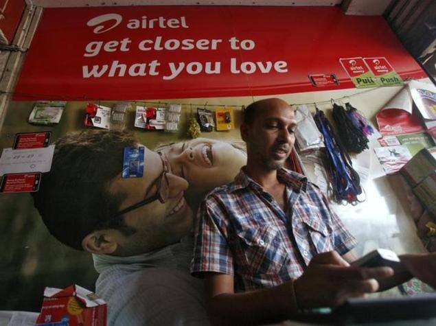 @@@@@@@@@@@ Airtel, BSNL to Sign Pan-India Intra-Circle Roaming Pact BSNL's mobile network covers an area of 72 percent of country's population Telecom operators Airtel and BSNL are likely to sign a