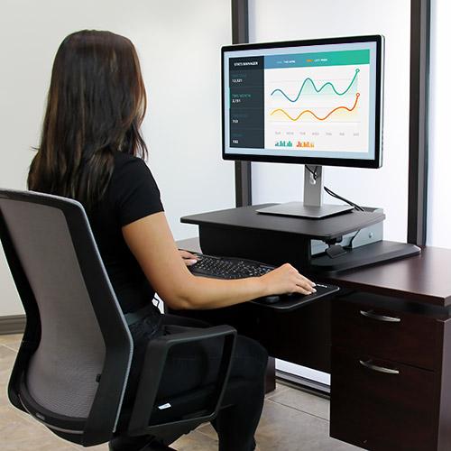 The sit-to-stand desk workstation is designed to fit you and your needs throughout the day. With one touch, you can switch your position to sitting or standing, to keep a balanced level of movement.