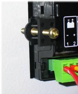 Specifications 3.11.4 FIXING CLIPS Supplied fixing clips hold the module into the panel fascia.