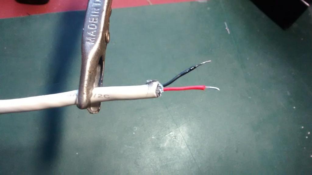 Solder the red wire to the PCB: USB POWER 5V Solder the black wire to the PCB: USB POWER GND (if