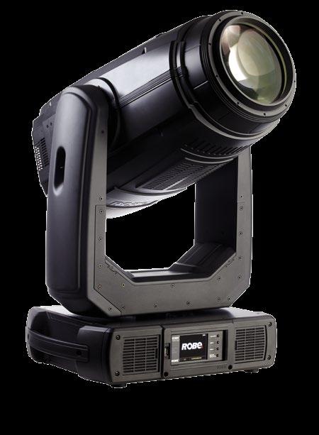 The BMFL FollowSpot takes advantage of its wide 160 mm front lens and a high CRI 1700W lamp. With a custom light source designed for Robe it produces an astounding 250.