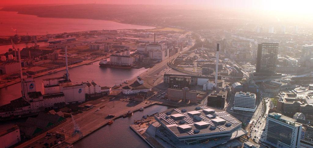 SMART ÅRHUS Rethinking City Development o Second-largest city in Denmark - 319,000 pop o Collaboration between public/private sector, citizens, One of the oldest cities in the Netherlands business