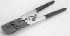 60 8216 Family This tool is designed for hand crimping of contacts. The tool is well suited for maintenance, model shop, laboratory and small scale production purposes.