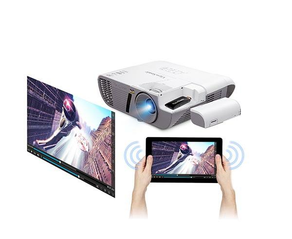 Remotely Monitor and Control up to 256 Projectors All LightStream PJD6 projectors come equipped with Crestron RoomView Express, an