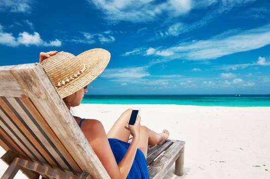Roaming Using your mobile abroad No one wants to return from a relaxing holiday abroad to find a sky-high mobile phone bill waiting at home.