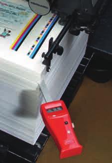 Its robust design together with updated electronics make the GTS the most popular instrument for humidity measurements in stacks of paper and cardboard.