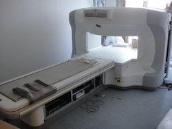 MRI GE Profile MRI Machine