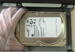 Fix the screws onto the HDD but do not fasten them. 3.