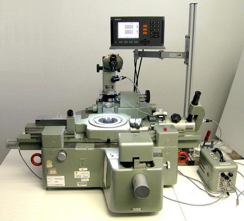 Optical and optomechanical systems and devices We design, develop, produce and install optical and