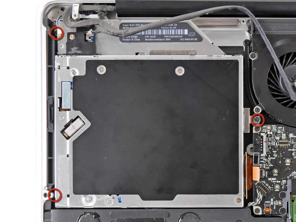 Installing MacBook Pro 17" Unibody Dual Hard Drive Step 11 Remove the three 3.