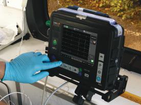IP66 Lithium-ion battery with a 10¾ -14 hour battery life * Multiple ways of reviewing patient data, including 4 waveform colour display The facility to