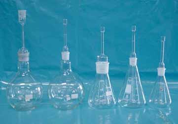 380 5.3.5 glassware and plastiware tecnotest pycnometers, gay-lussac type astm d 854 bs 812-2 bs 1377 en 1097-7 Made of glass complete with capillary vent stopper.