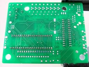 Next, solder the two IC sockets (40-pin and 28-pin).