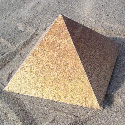 Pyramid Definition: solid