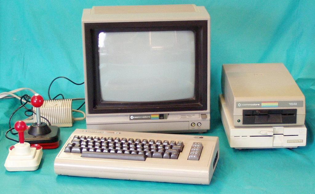 1982. Commodore introduces the Commodore 64.