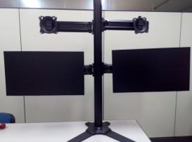 2 x 2 Multi-Monitor Installation (K3F220/K3G220) 10 5. Adjust the tilt-angle of the VESA plate parallel to the arm surface. Do not rotate the plate. 6.