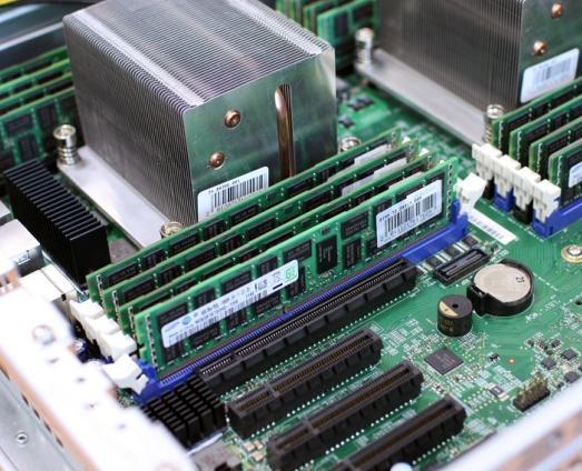 Installing the Memory Modules Insert the memory module into the DIMM slot () and then press it down until it clicks into place ().