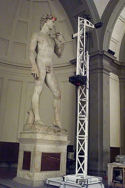 Digitizing the statues of Michelangelo