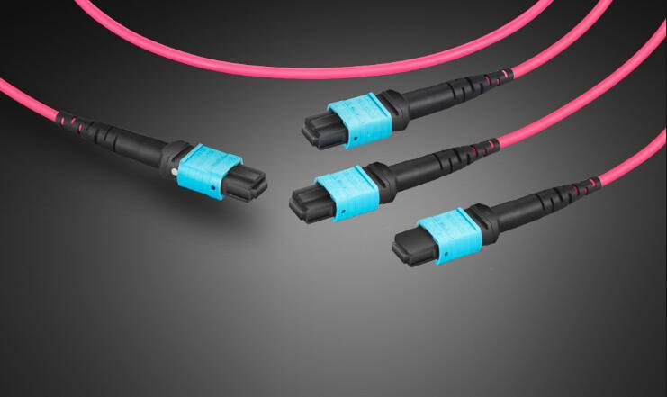 MTP/MPO-LC Breakout Cable