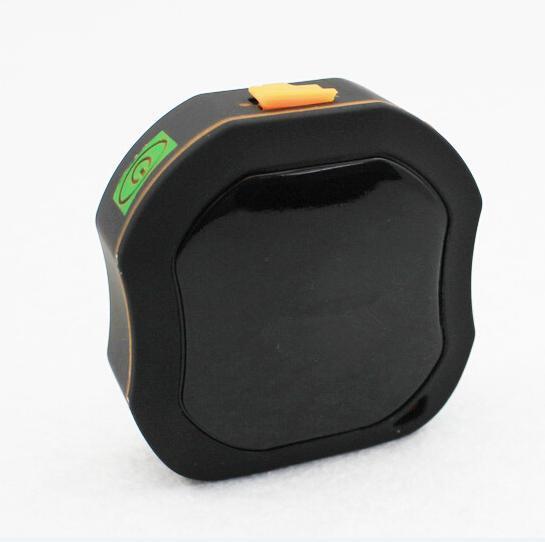 SPK ELECTRONICS CO., LTD. Waterproof Portable GPS tracker MODEL: SPK-TRACKER-P002 Preface Thank you for purchasing the tracker. This manual shows how to operate the device smoothly and correctly.