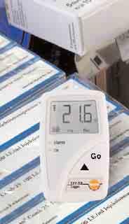 27 Professional data logger for long-term monitoring testo 177-T1 The testo 177-T1 professional data logger (without display) monitors specified storage and transport conditions in the refrigeration