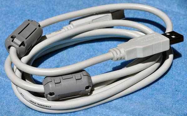 USB cable preparation Please ring, were installed in the USB cable at both ends Use this product with a USB cable.