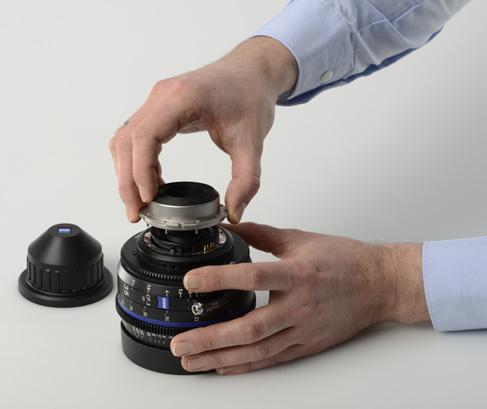 3. Place the mount on your ZEISS CP.3: 3.