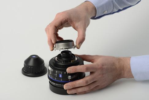 4. Carefully detach the mount from your ZEISS CP.3. If you are changing from a PL mount, you can directly see the shims.