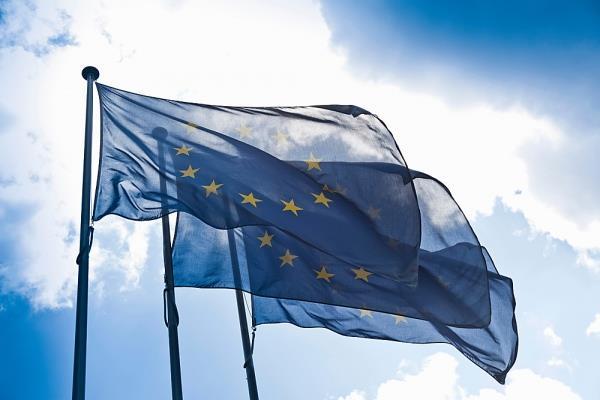 The European Commission considers that public data must be able to be reused by the general public and enterprises (Directive Open Data 2003/98/EC in Europe of the European Parliament and of the