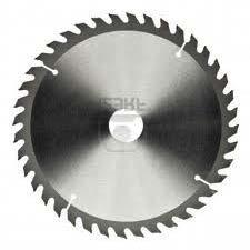 12 If the radius of this circular saw blade is 10 inches and there are