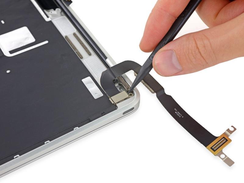 Step 32 Use a spudger to disconnect the USB-C port ribbon