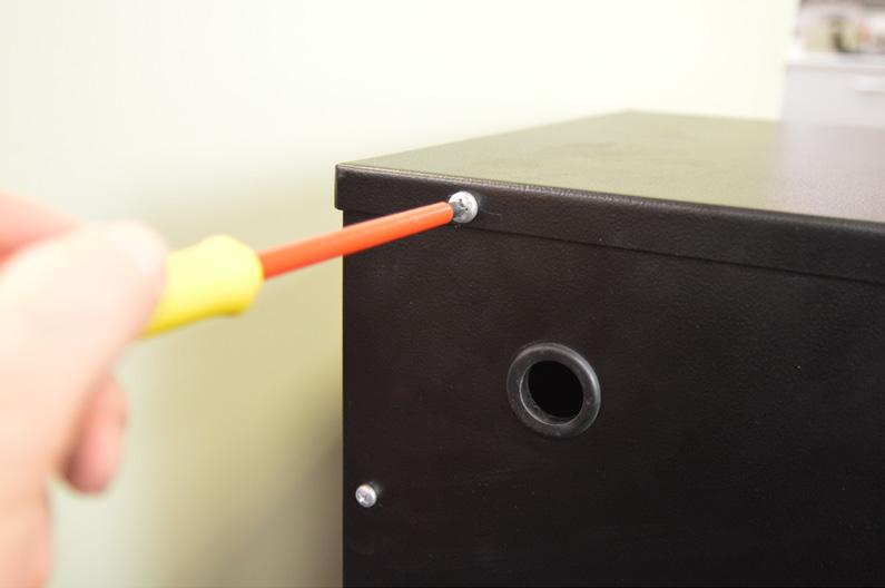 Ac connection Ensure all cabling is isolated from any existing mains supply and loads, use appropriate mechanical lock outs to safely isolate the SVS unit. Step 1.