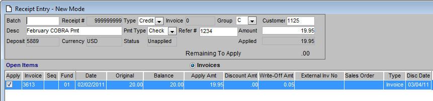 i. Enter the actual amount the customer is paying in the Amount field. ii. Click in the Apply box in the Invoice area. iii. The Apply Amt field will show how much was applied. iv.