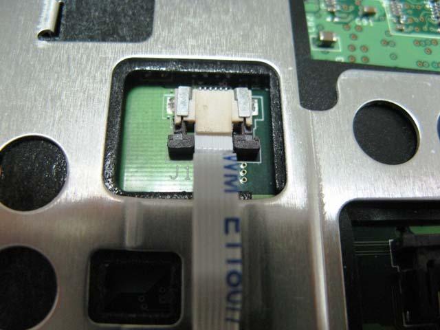 8-5:Remove Touchpad FPC