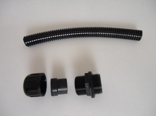 The conduit gland consists of six parts: Lock Nut, Washer(Gasket), Body, Sealing Insert and Clamping Nut as shown below.