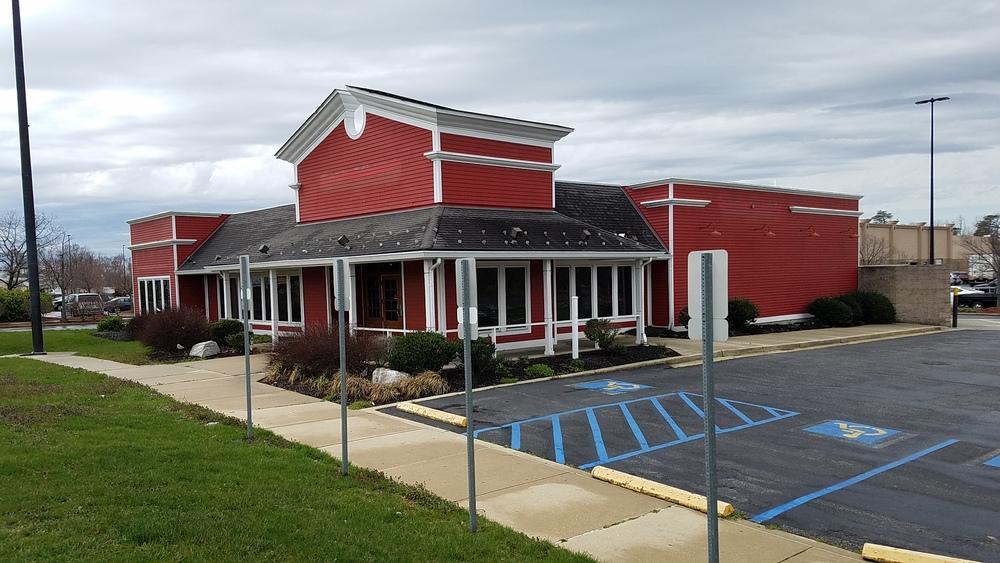 40 04/26/2016 Outback Steakhouse 3020 Crain Highway Waldorf, MD 20601 $4,690,000 6,224 SF $753.