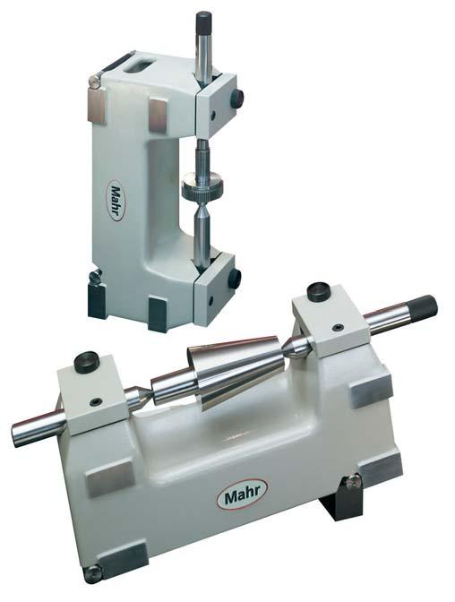 + 8-7 Universal Measuring Block 818 GX For indicating roundness, concentricity, parallelism and axial runout on work pieces Also suitable for counterchecks and scribing Built-in sine rollers for