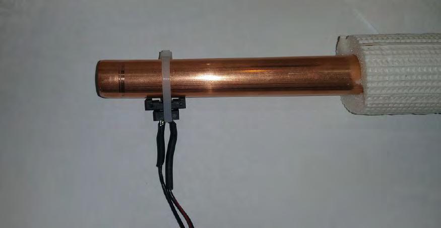 AHU com installation 5. AHU com installation 5.3 Pipe temperature sensor installation Temperature sensors must be installed in the right places and defrayed according to standard methods.