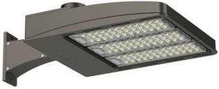 Replaces Metal Halide for superior energy efficiency and slim aesthetics.