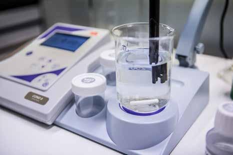 XS Instruments COND 8 COND/TDS/ C Bench top Meter Simple and Easy A group of European experts in electrochemistry and a famous Asian producer have developed this new line of bench top meters, finding