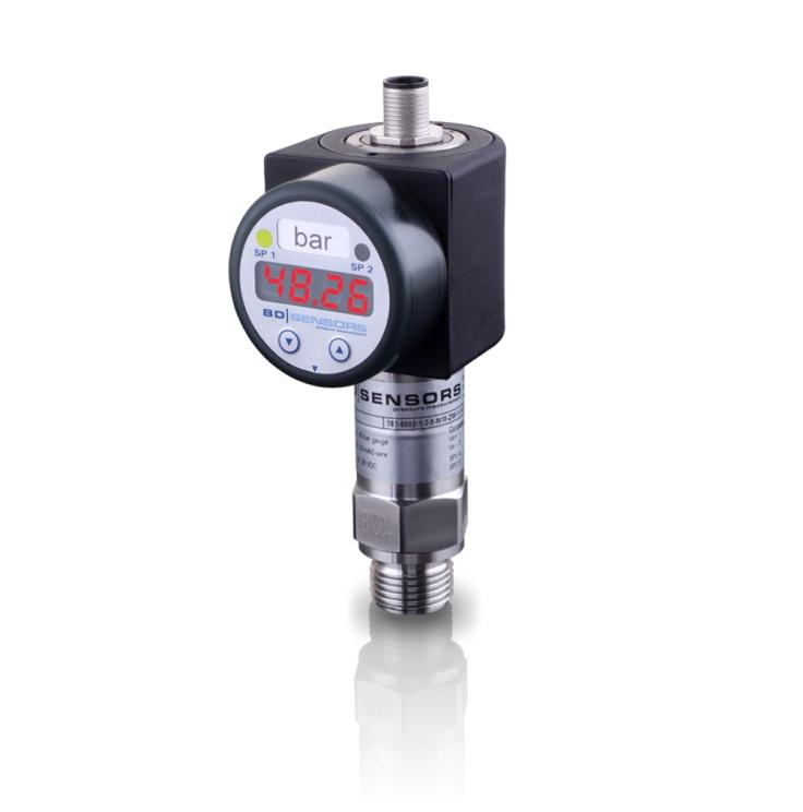Pressure Port With Flush Welded Stainless Steel Diaphragm accuracy according to IEC 600: 0. % FSO Nominal pressure from 0.