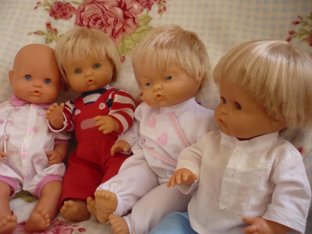 History - Nenuco is the most popular baby doll in Spain increasingly known throughout America.