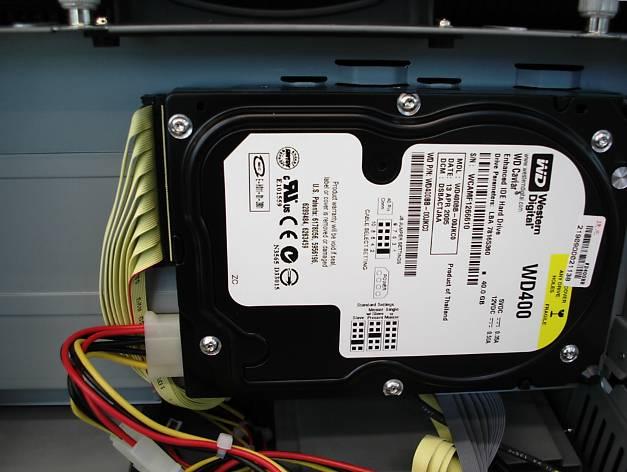 5.2. Replace the HDD To replace the