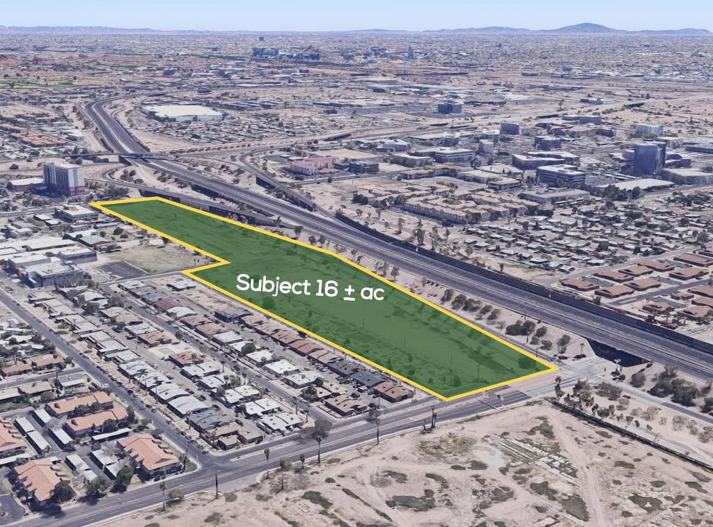 The Property benefits from an exceptional location only minutes from primary employment concentrations, upscale shopping, and Sky Harbor International Airport.