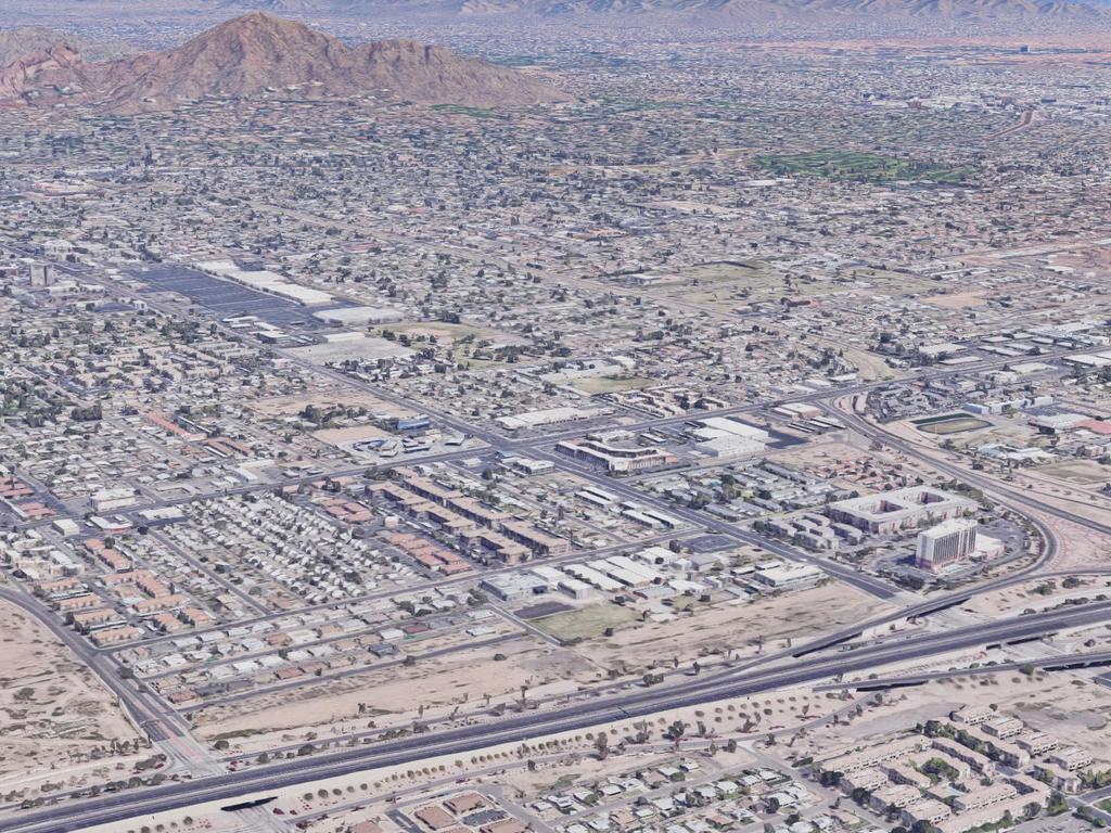 CAMELBACK EAST VILLAGE + 56,000 Jobs SCOTTSDALE + 30,000 Jobs DEMOGRAPHICS: 5 MILE RADIUS Population Income Households Avg. Age Home Price Employment 321,000 $46,137 129,422 32 years old $252,000.